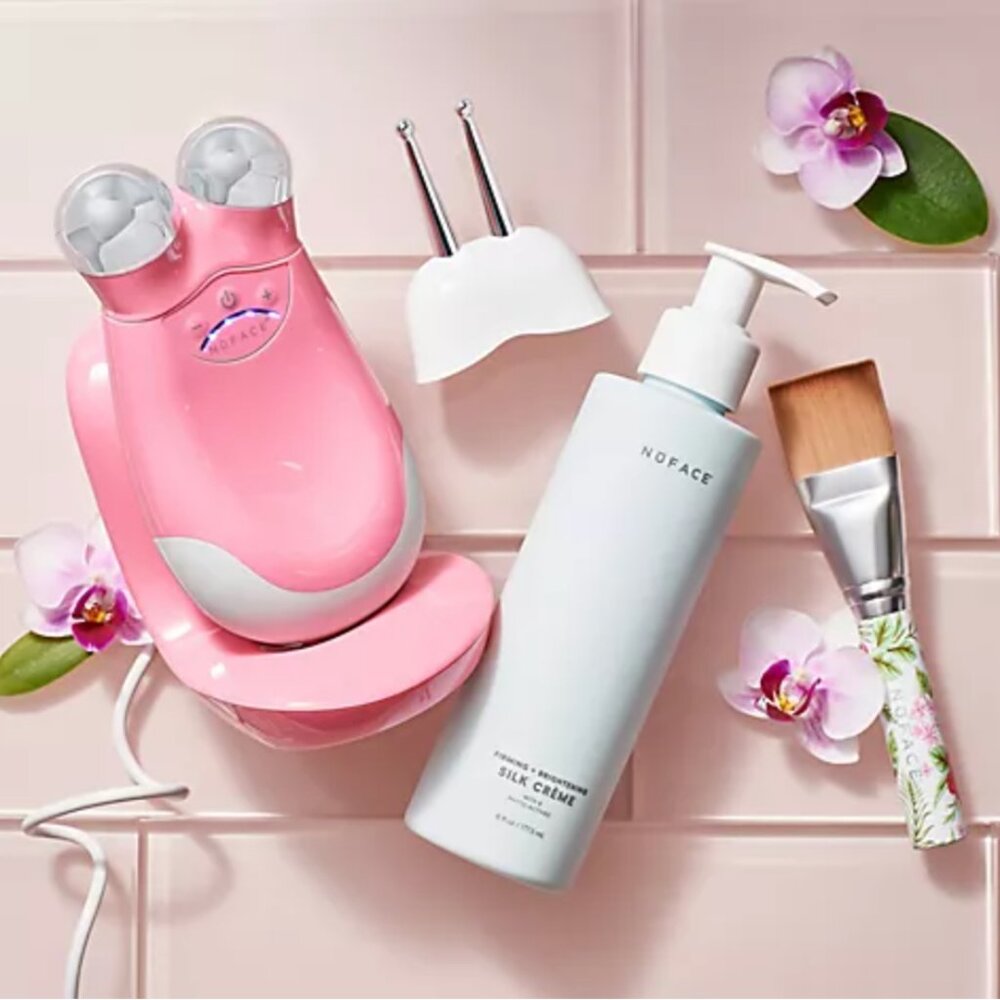 *NuFACE Trinity w/ ELE Attachment, Brush, & 6-oz Silk Activator